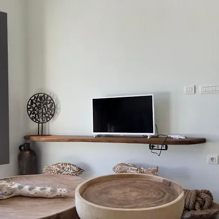 Zetine Aparthotel 4*