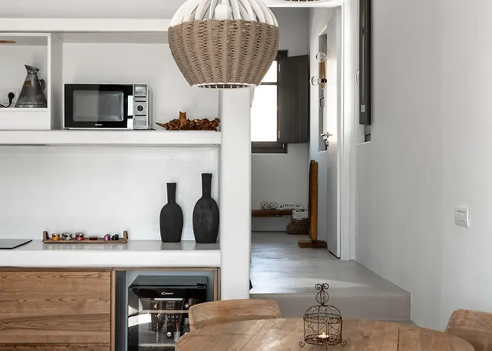 Zetine Сикинос