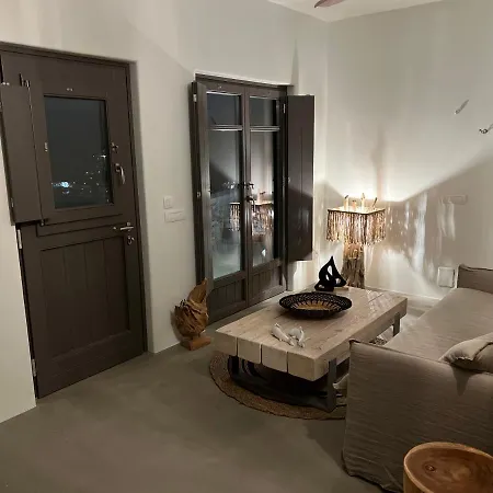 Zetine Aparthotel 4*