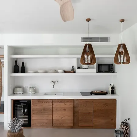 Zetine 公寓式酒店 Síkinos